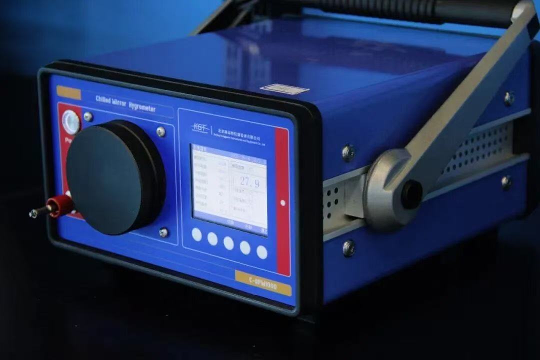 精密智能露點(diǎn)儀